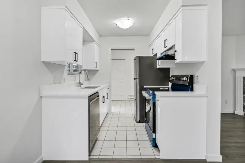 5 7091 BLUNDELL ROAD - photo 4 of 25