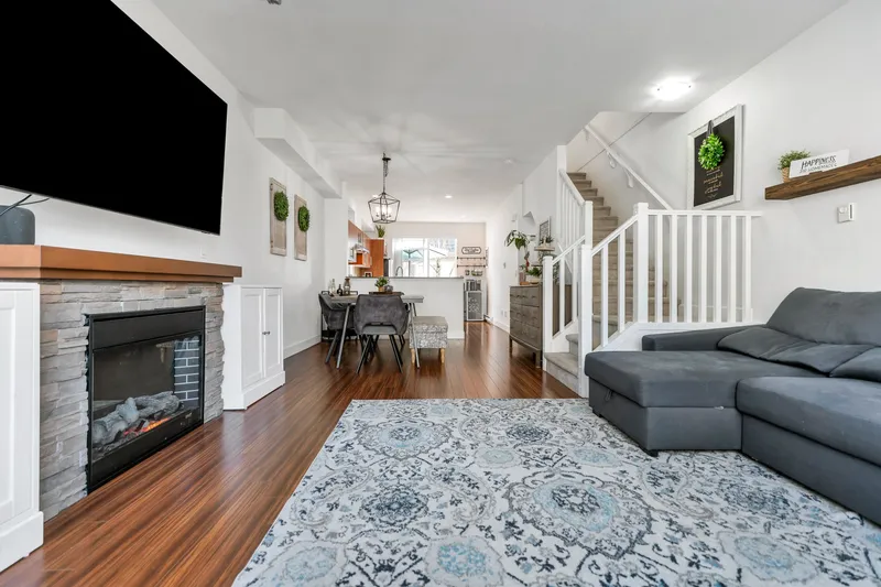 22 7088 191 STREET - photo 4 of 25