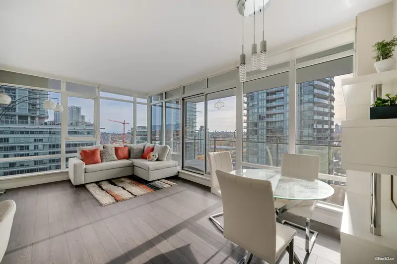 1907 2008 ROSSER AVENUE - photo 4 of 25