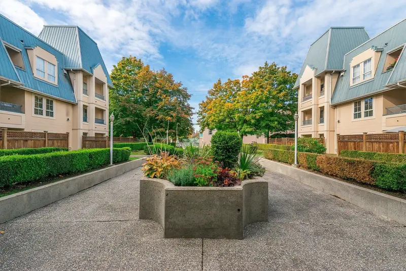 219 295 SCHOOLHOUSE STREET - photo 1 of 22