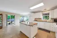21556 86A CRESCENT - thumbnail 18