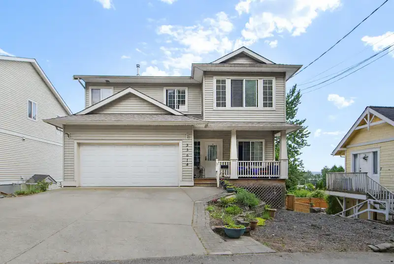 33614 3 AVENUE - photo 1 of 40