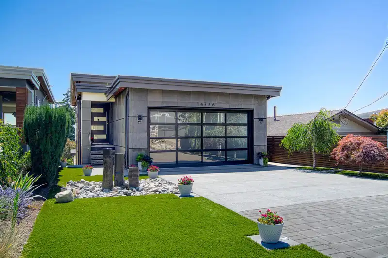 14776 THRIFT AVENUE - photo 3 of 6