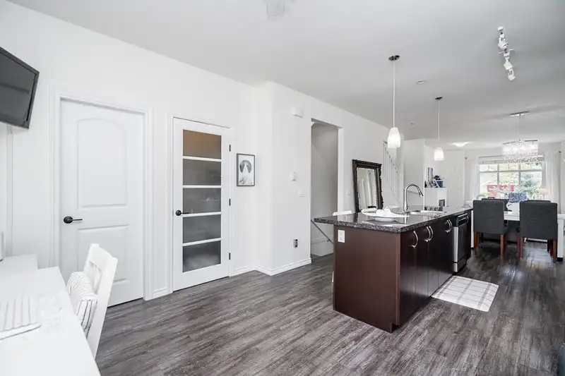 69 19480 66 AVENUE - photo 4 of 32