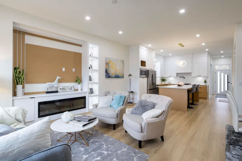 7683 197 STREET - photo 2 of 25