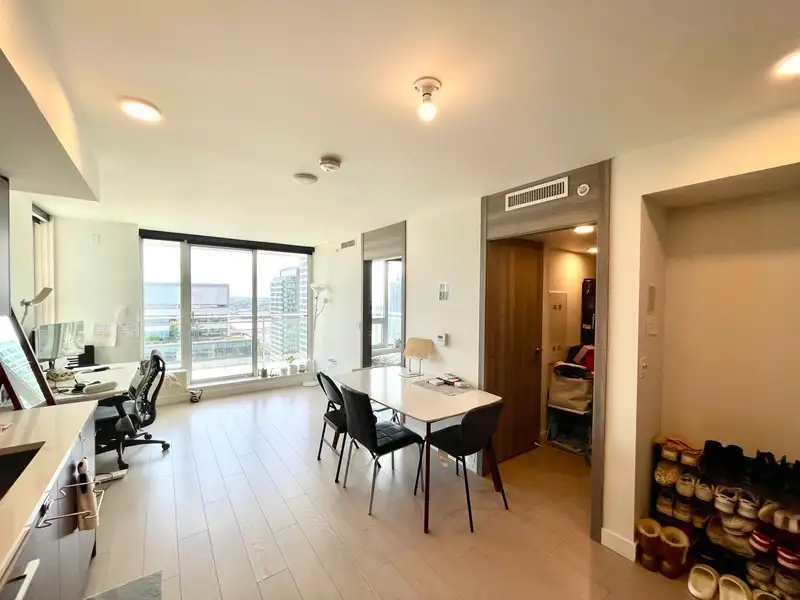 3102 455 SW MARINE DRIVE - photo 2 of 24