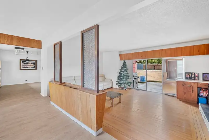 761 COTTONWOOD AVENUE - photo 4 of 19