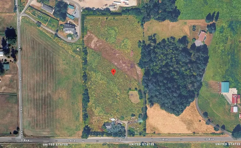 24493 0 AVENUE - photo 2 of 4