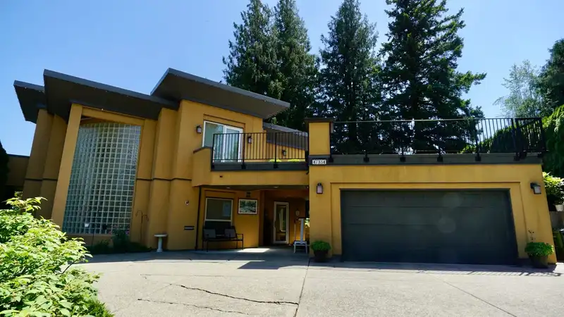 47354 SWALLOW CRESCENT - photo 1 of 40