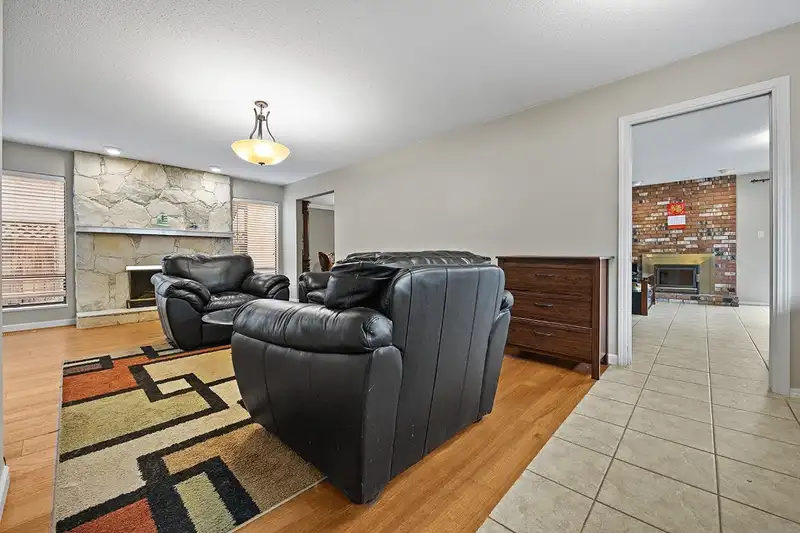 4420 WALLER DRIVE - photo 4 of 36
