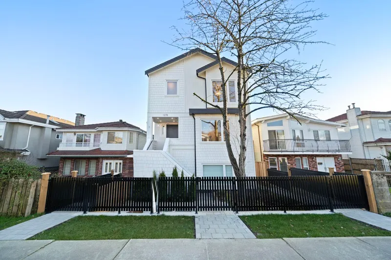 1 1278 E 63RD AVENUE - photo 2 of 25