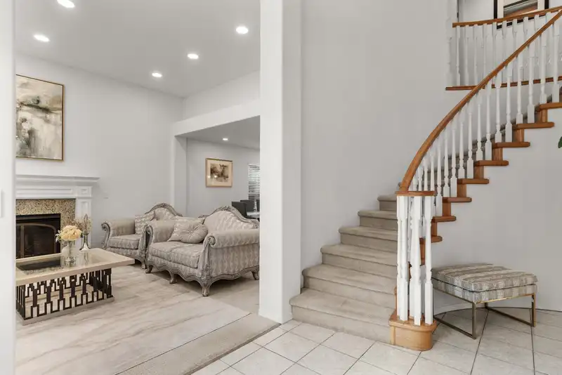 5669 CLIPPER ROAD - photo 2 of 33
