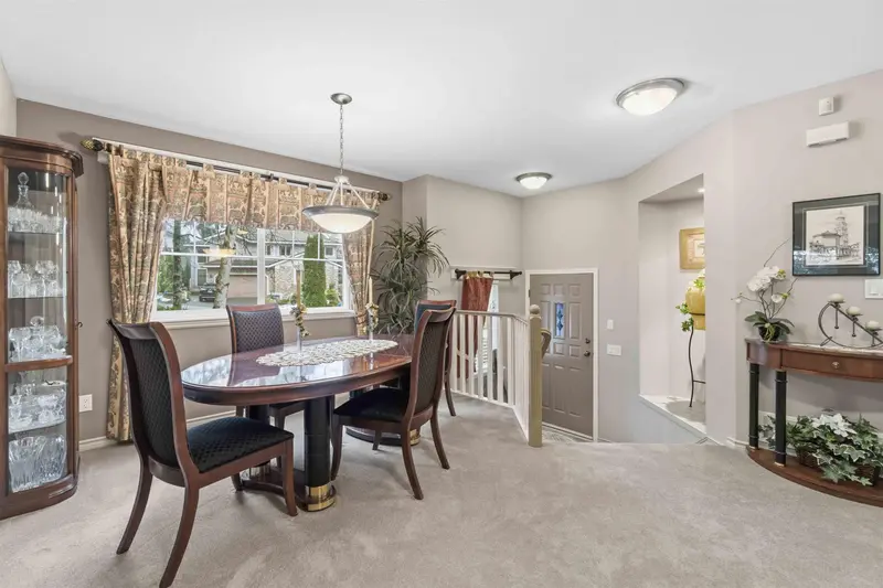 1 3300 PLATEAU BOULEVARD - photo 3 of 25