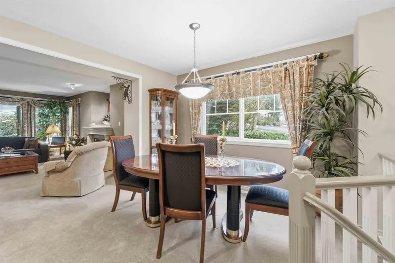 1 3300 PLATEAU BOULEVARD - photo 4 of 25