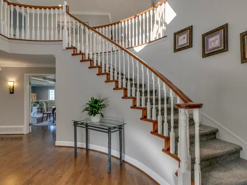 5390 WESTHAVEN WYND - photo 3 of 33