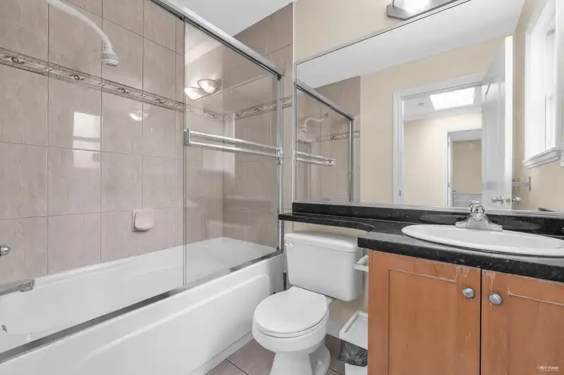 8491 FREMLIN STREET - photo 2 of 34