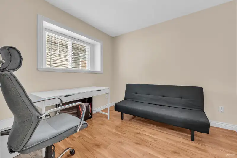 8491 FREMLIN STREET - photo 3 of 34