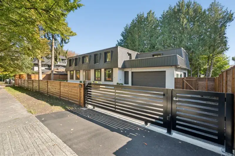 3980 CARTIER STREET - photo 1 of 20
