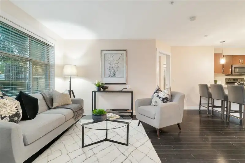 L106 13555 GATEWAY DRIVE - photo 2 of 30
