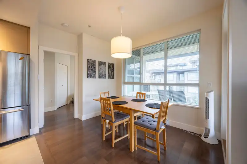 321 5928 BIRNEY AVENUE - photo 4 of 21