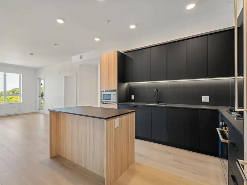 603 2450 GARDEN DRIVE - photo 3 of 26