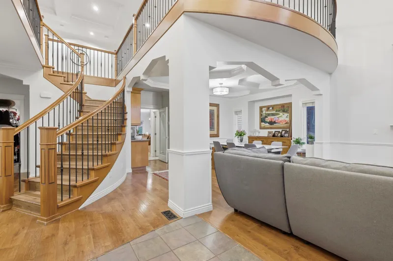 12428 201 STREET - photo 4 of 25