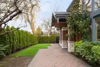 9351 CHAPMOND CRESCENT - thumbnail 24
