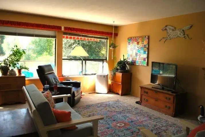 14372 RIDGE CRESCENT - photo 4 of 18