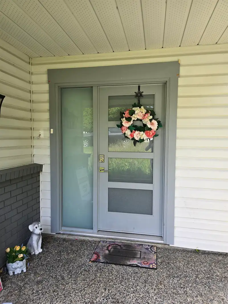 2022 154 STREET - photo 2 of 17