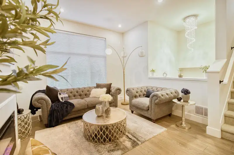 16 19133 73 AVENUE - photo 3 of 16