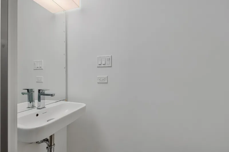 1512 13438 CENTRAL AVENUE - photo 4 of 25