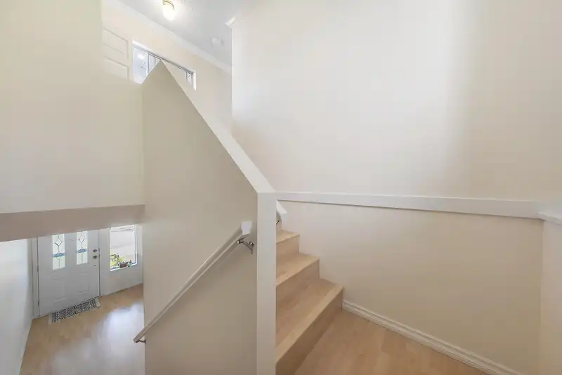 37 1190 FALCON DRIVE - photo 2 of 21