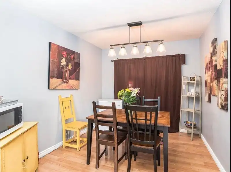 8565 BROADWAY STREET - photo 2 of 15