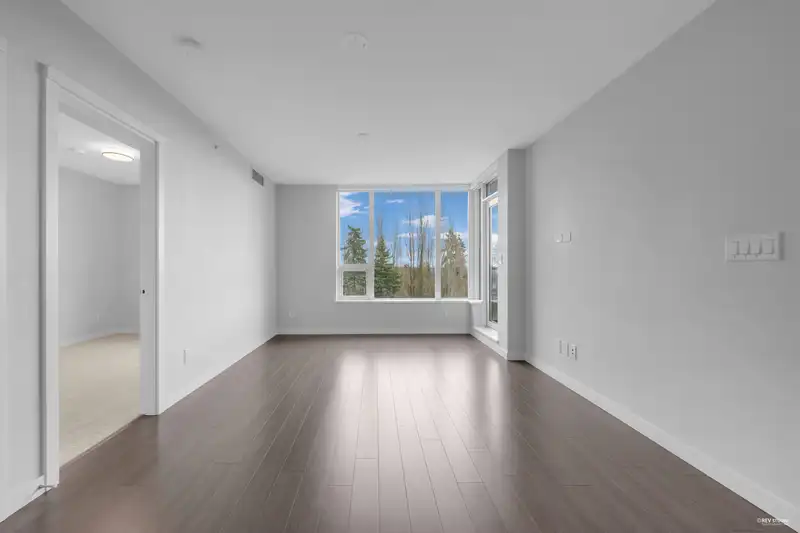 815 3699 SEXSMITH ROAD - photo 4 of 38