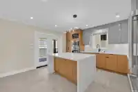 800 MONTROYAL BOULEVARD - thumbnail 6