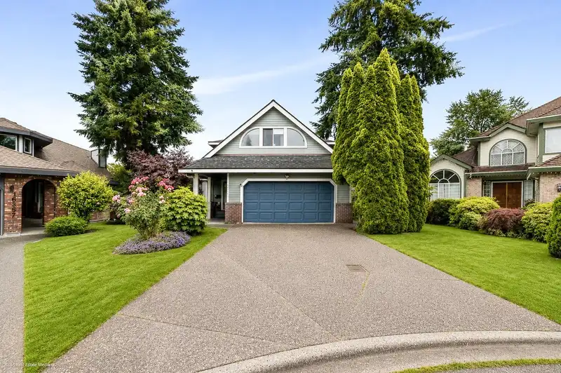 16375 MIDDLEGLEN PLACE - photo 1 of 39