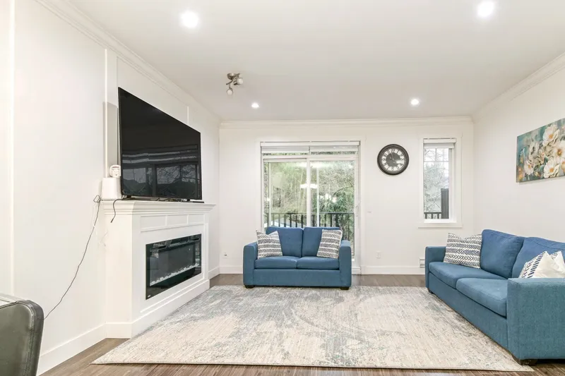 140 13898 64 AVENUE - photo 4 of 25