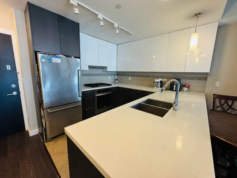 508 5399 CEDARBRIDGE WAY - photo 4 of 11