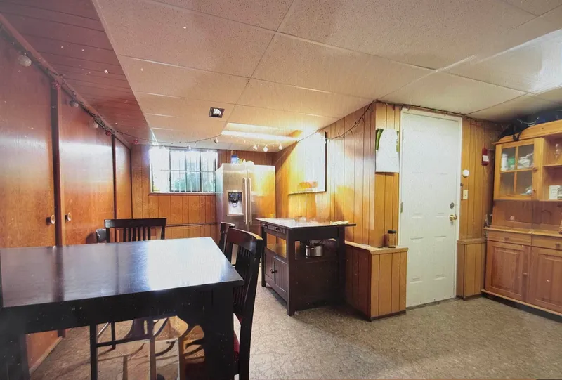 8356 ELLIOTT STREET - photo 3 of 18