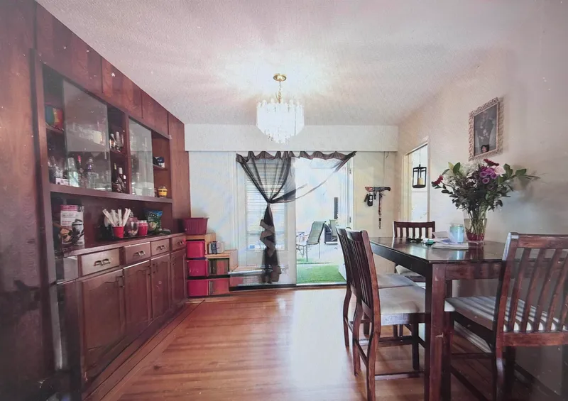 8356 ELLIOTT STREET - photo 4 of 18