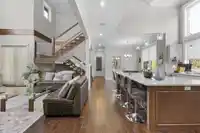 4033 PRAIRIE STREET - thumbnail 6