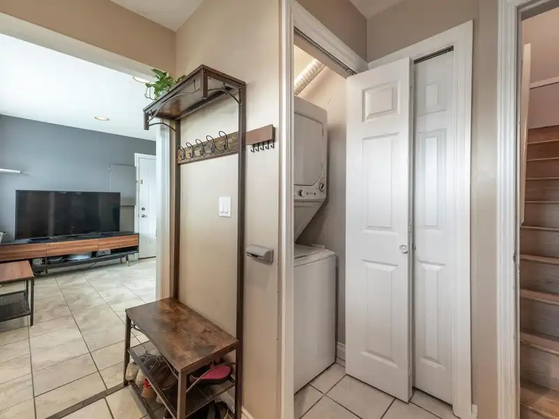 5983 HARDWICK STREET - photo 2 of 21