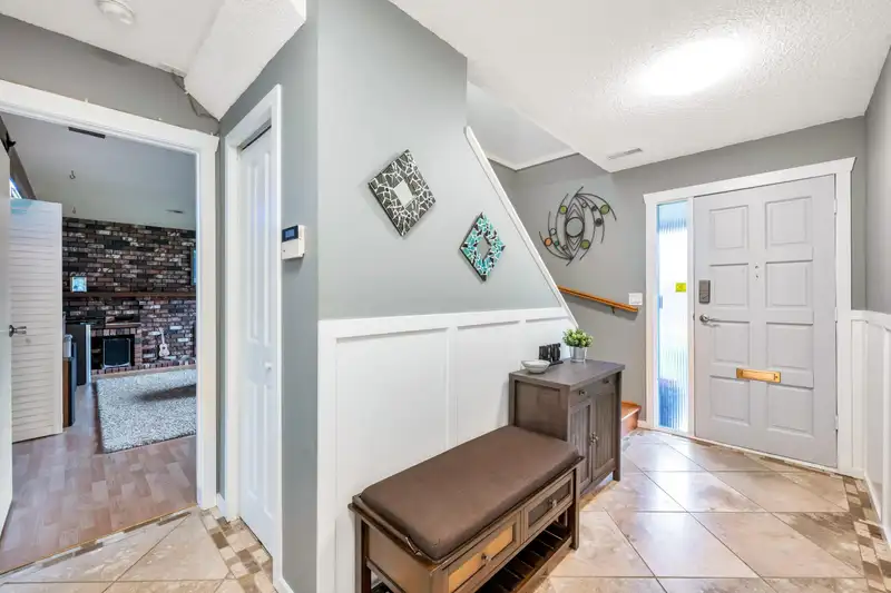 3138 PLIMSOLL STREET - photo 3 of 39