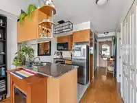 2004 1189 HOWE STREET - thumbnail 10
