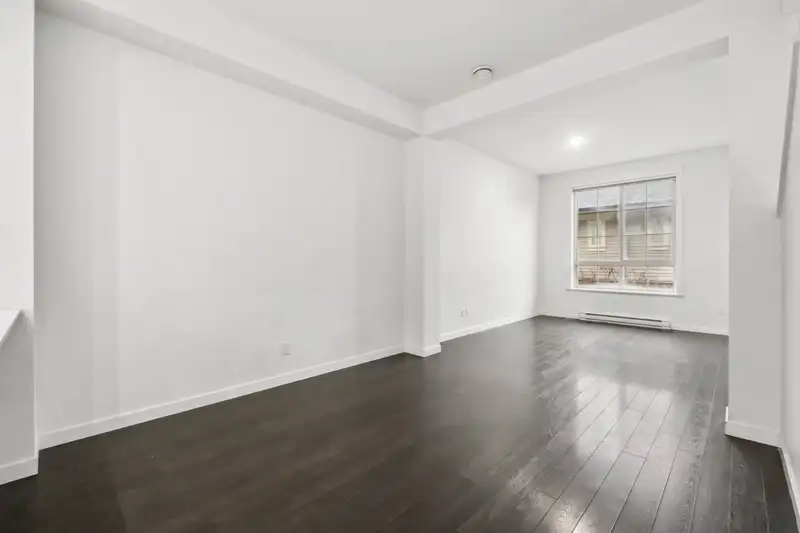 24 16261 23A AVENUE - photo 2 of 25