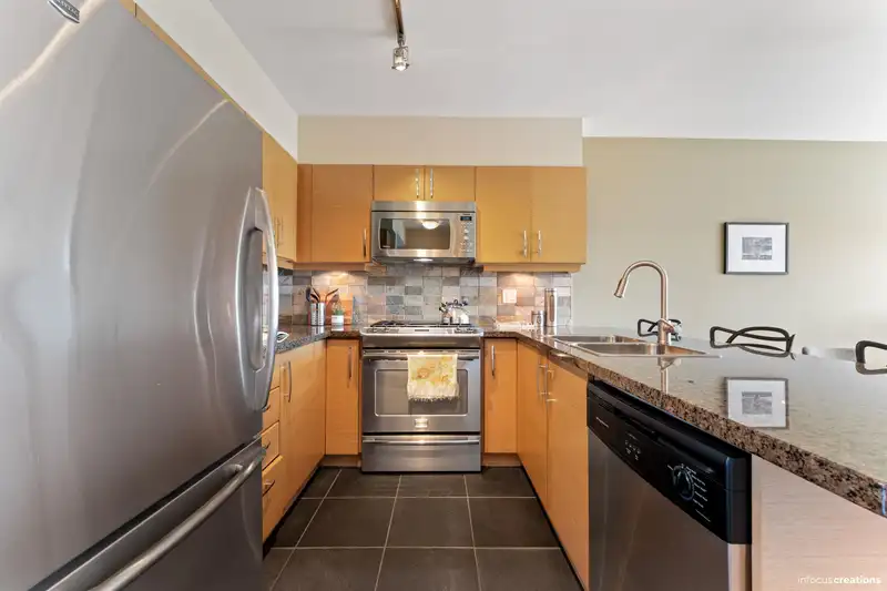 209 1315 56 STREET - photo 3 of 31