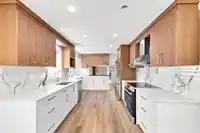 4099 207 STREET - thumbnail 8