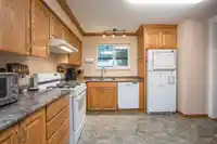 1214 LABURNUM AVENUE - thumbnail 17
