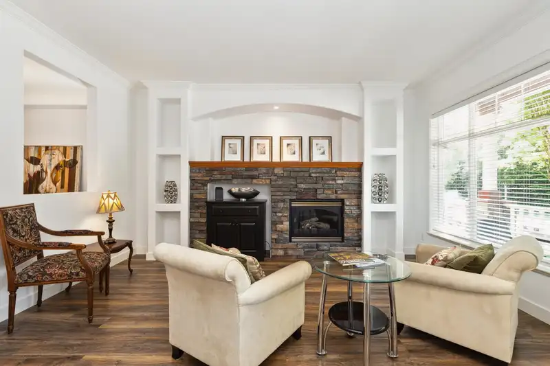23537 KANAKA WAY - photo 4 of 31