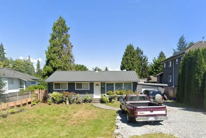979 STAFFORD AVENUE - photo 1 of 1
